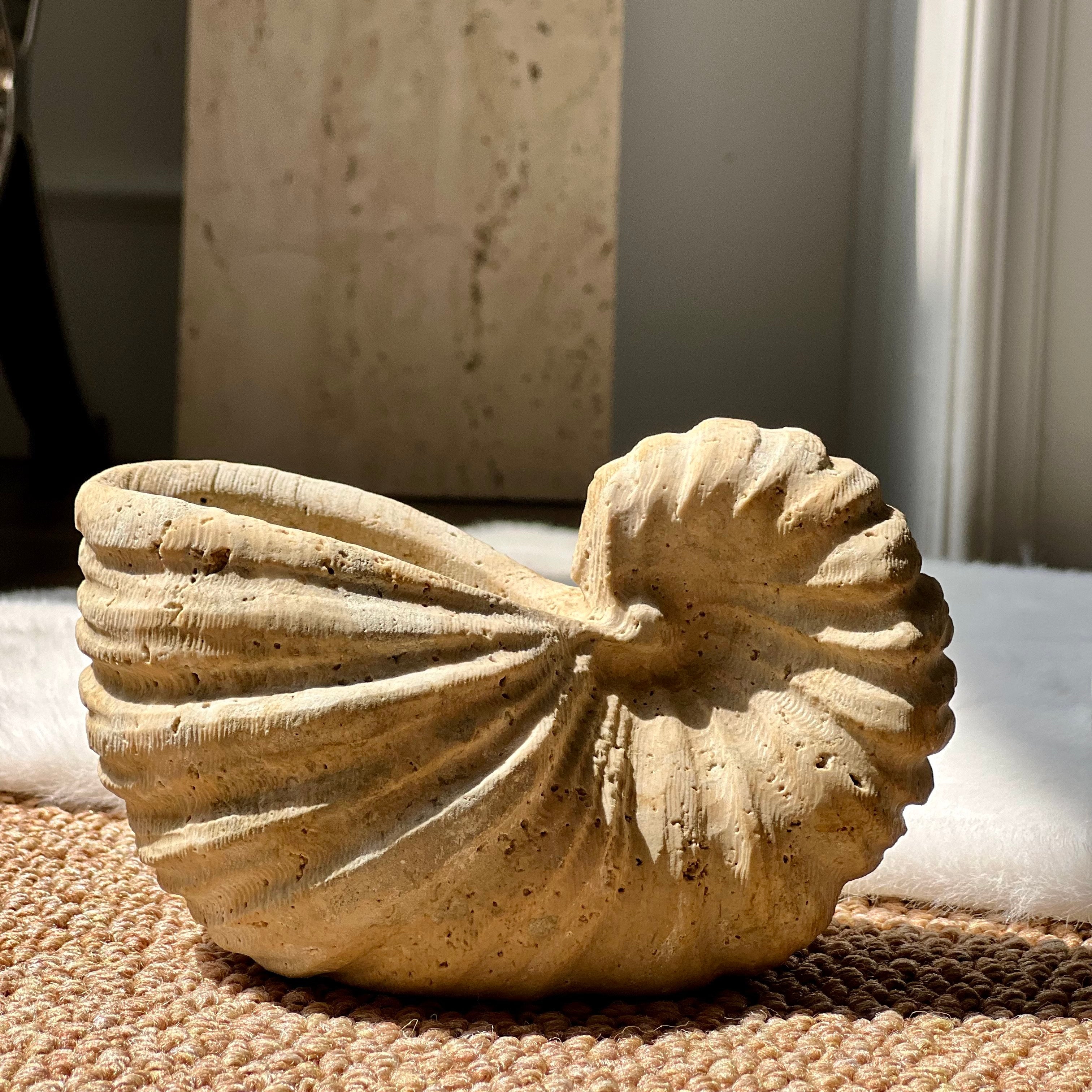 Natural Silver-Gray Travertine Conch Ornament