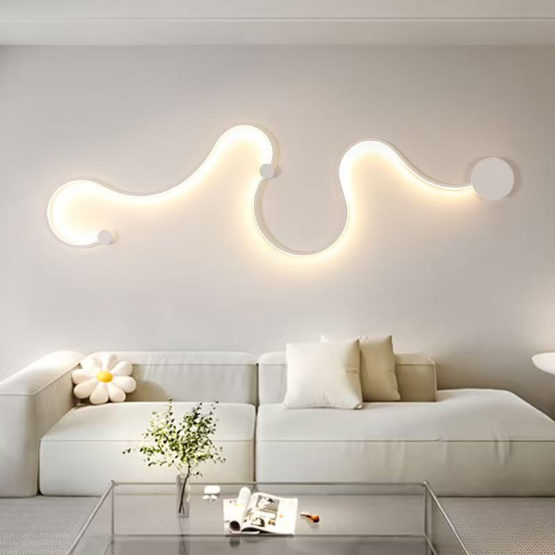 Sleek Modern Wall Sconce With Minimalist Personalized Design